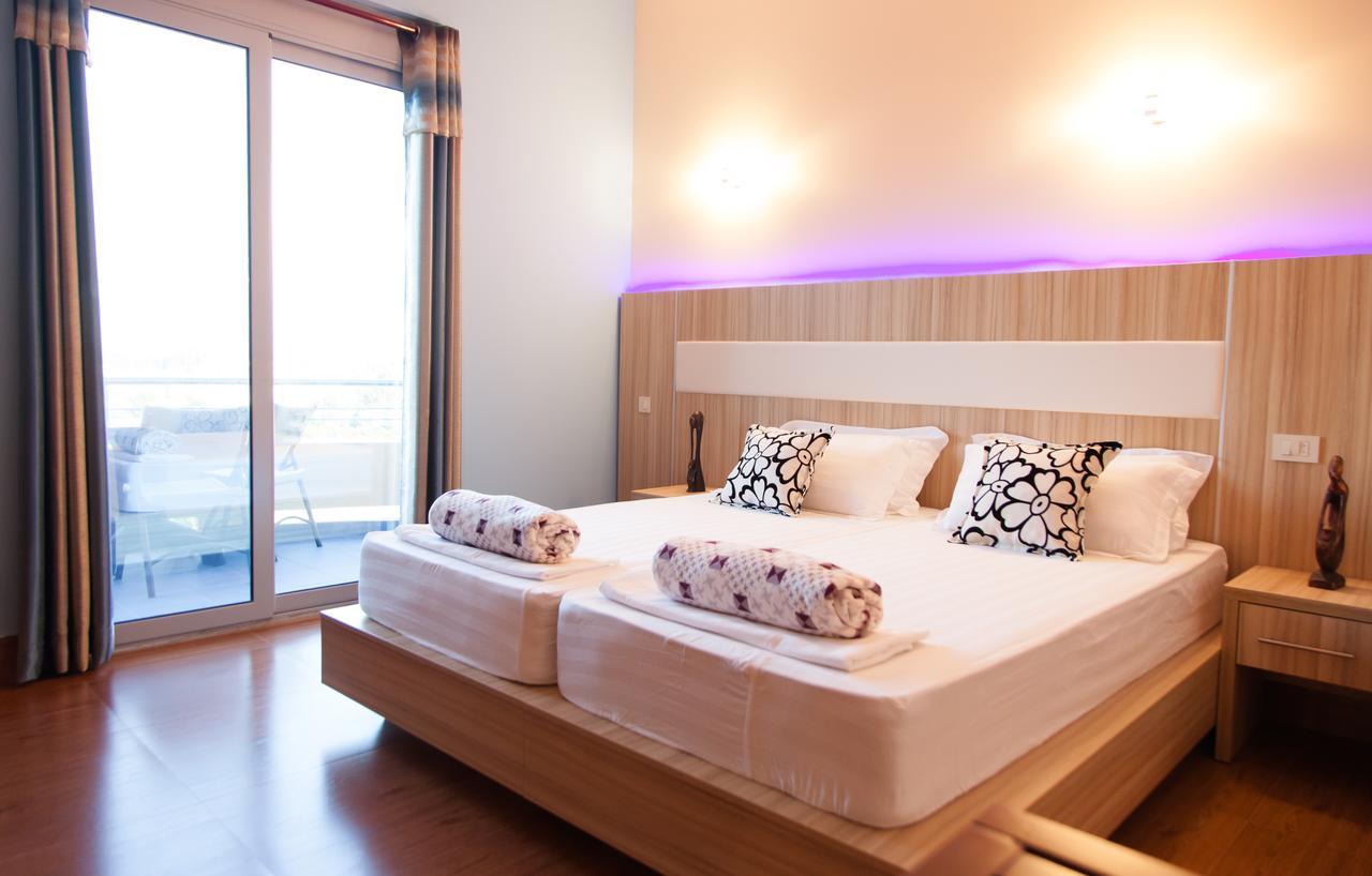 Hotel Blue Moon Ulcinj Luaran gambar