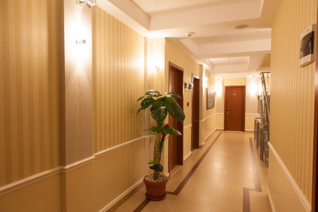 Hotel Blue Moon Ulcinj Luaran gambar
