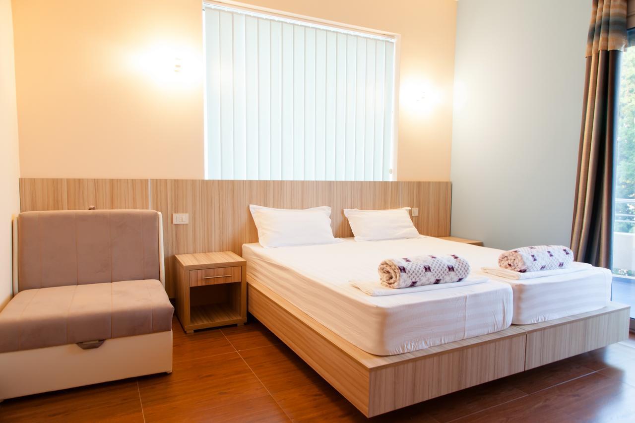 Hotel Blue Moon Ulcinj Luaran gambar