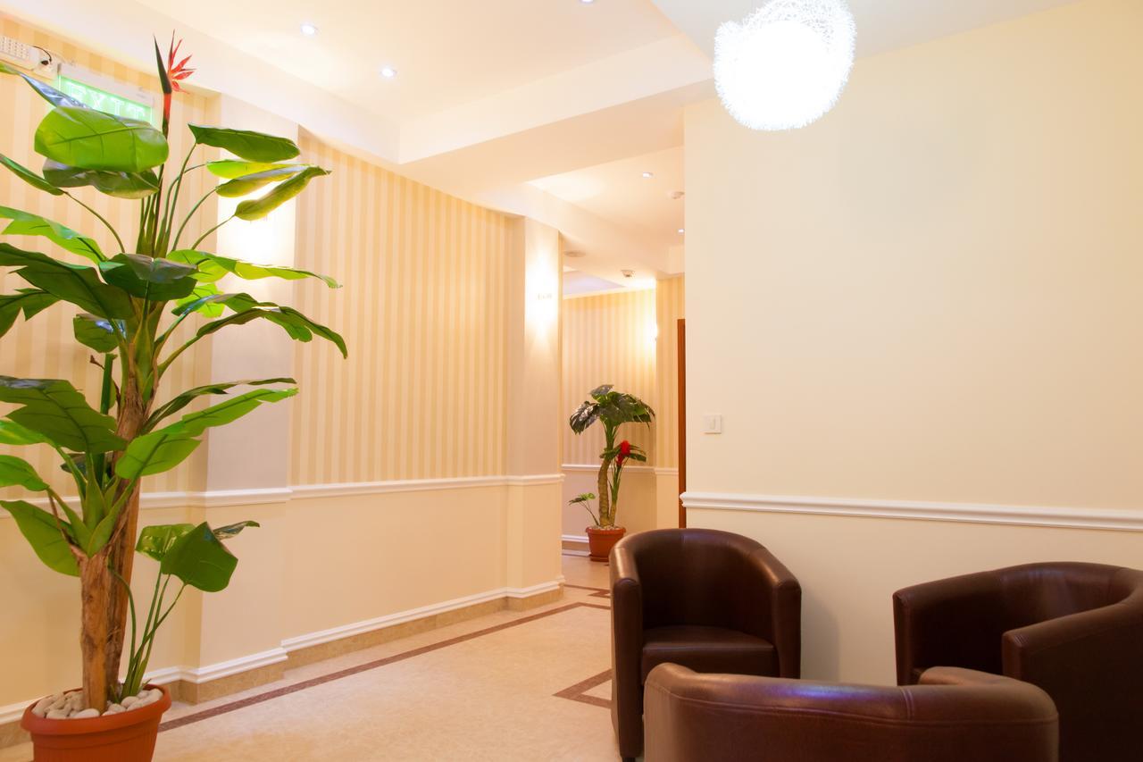Hotel Blue Moon Ulcinj Luaran gambar