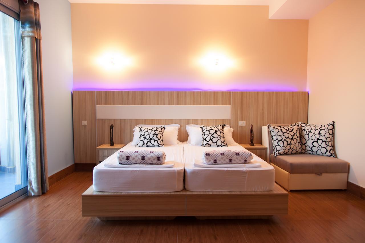 Hotel Blue Moon Ulcinj Luaran gambar