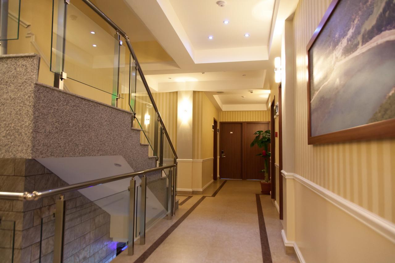 Hotel Blue Moon Ulcinj Luaran gambar