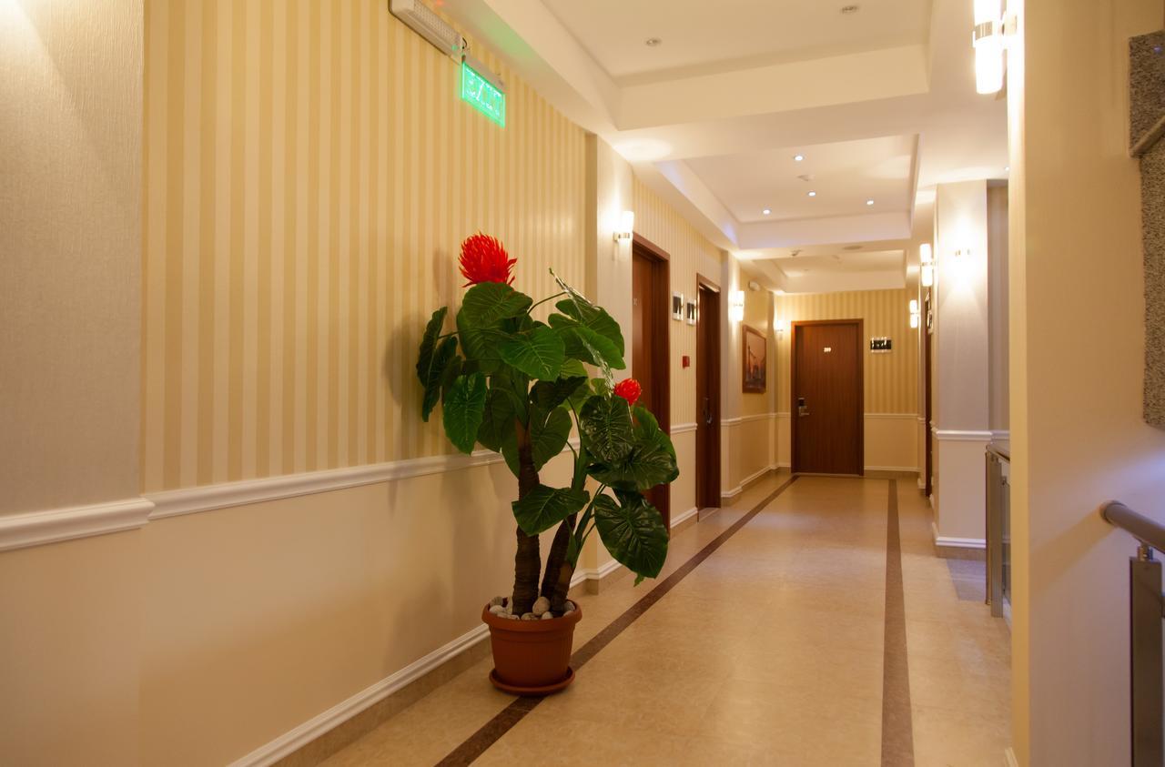 Hotel Blue Moon Ulcinj Luaran gambar