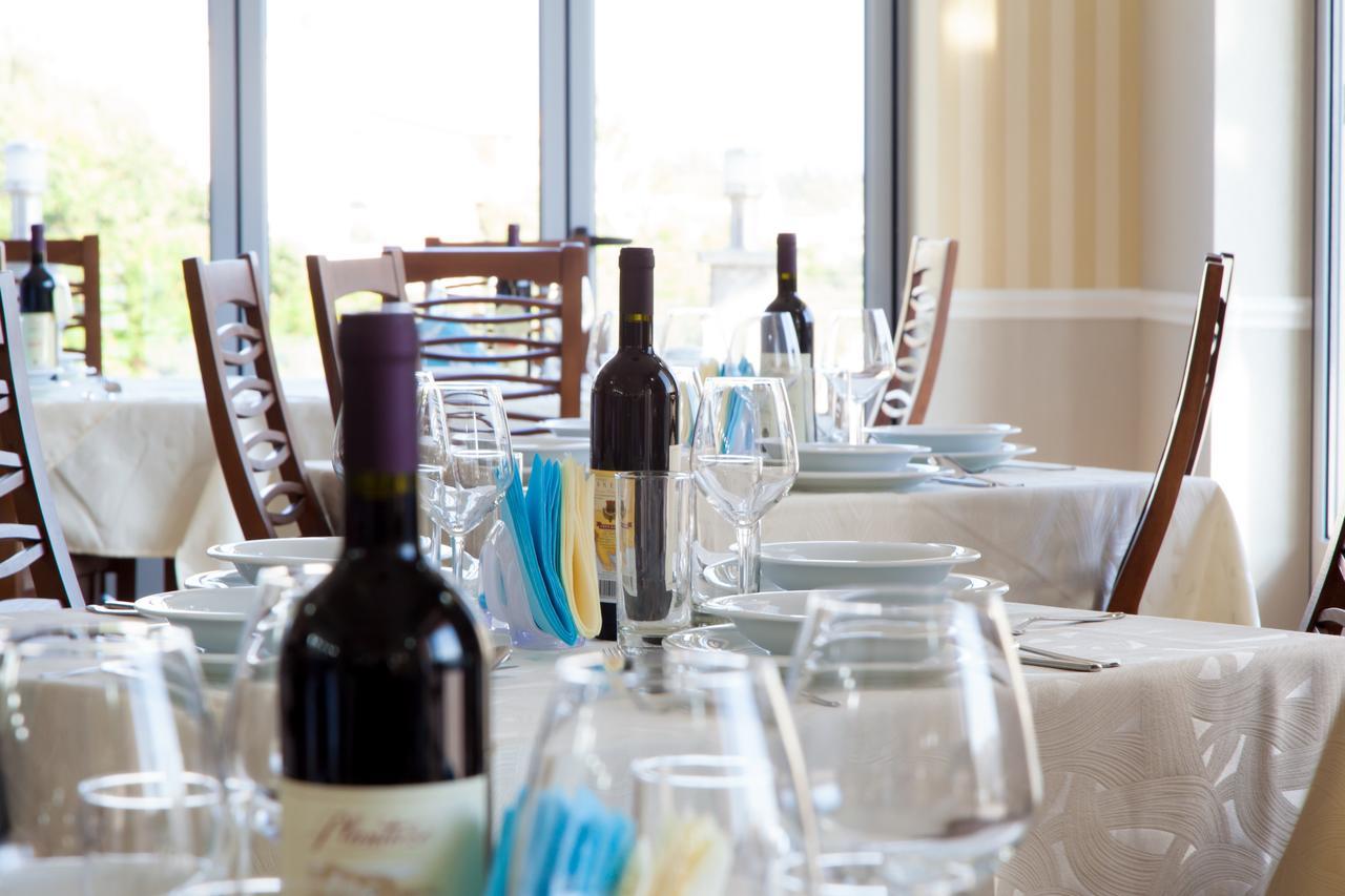 Hotel Blue Moon Ulcinj Luaran gambar